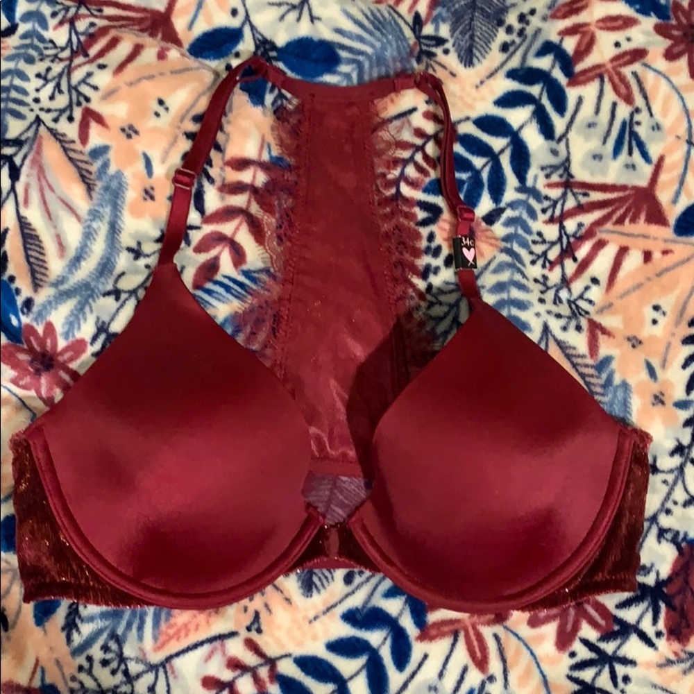 Victoria’s Secret Very Sexy Plunge Bra